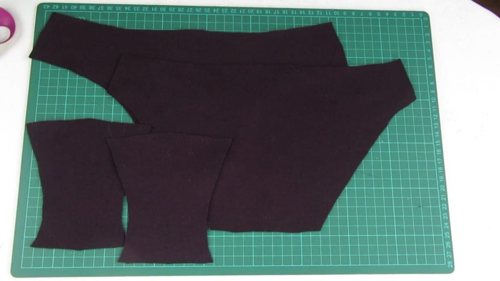 pièces découpées de la culotte